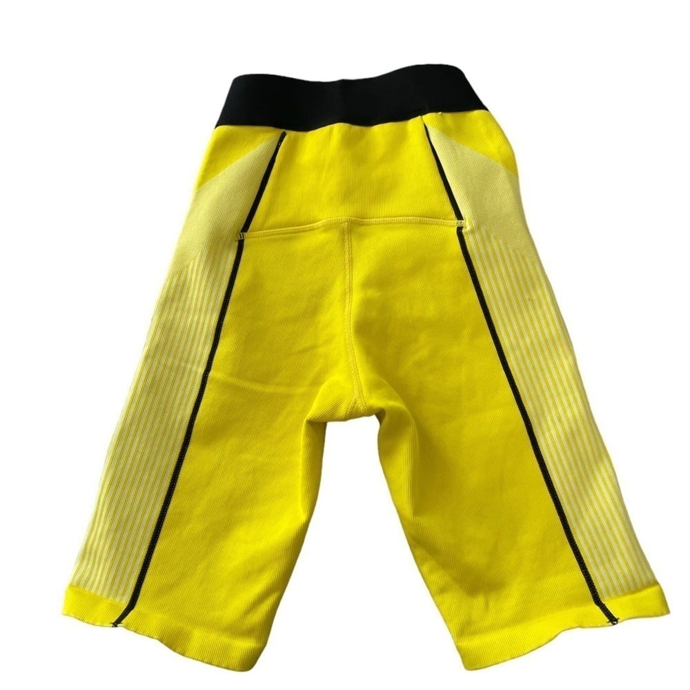 Fabletics Cloud Seamless Biker Short - image 4